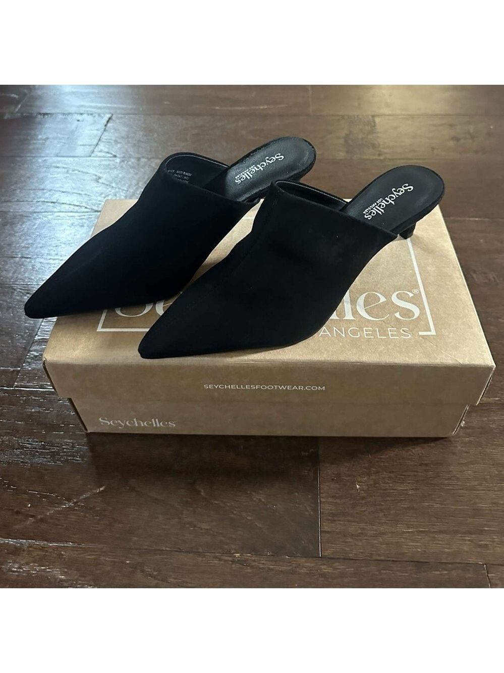 SEYCHELLES-Obsession Mule-black suede-7.5-brand new - Picture 2 of 11